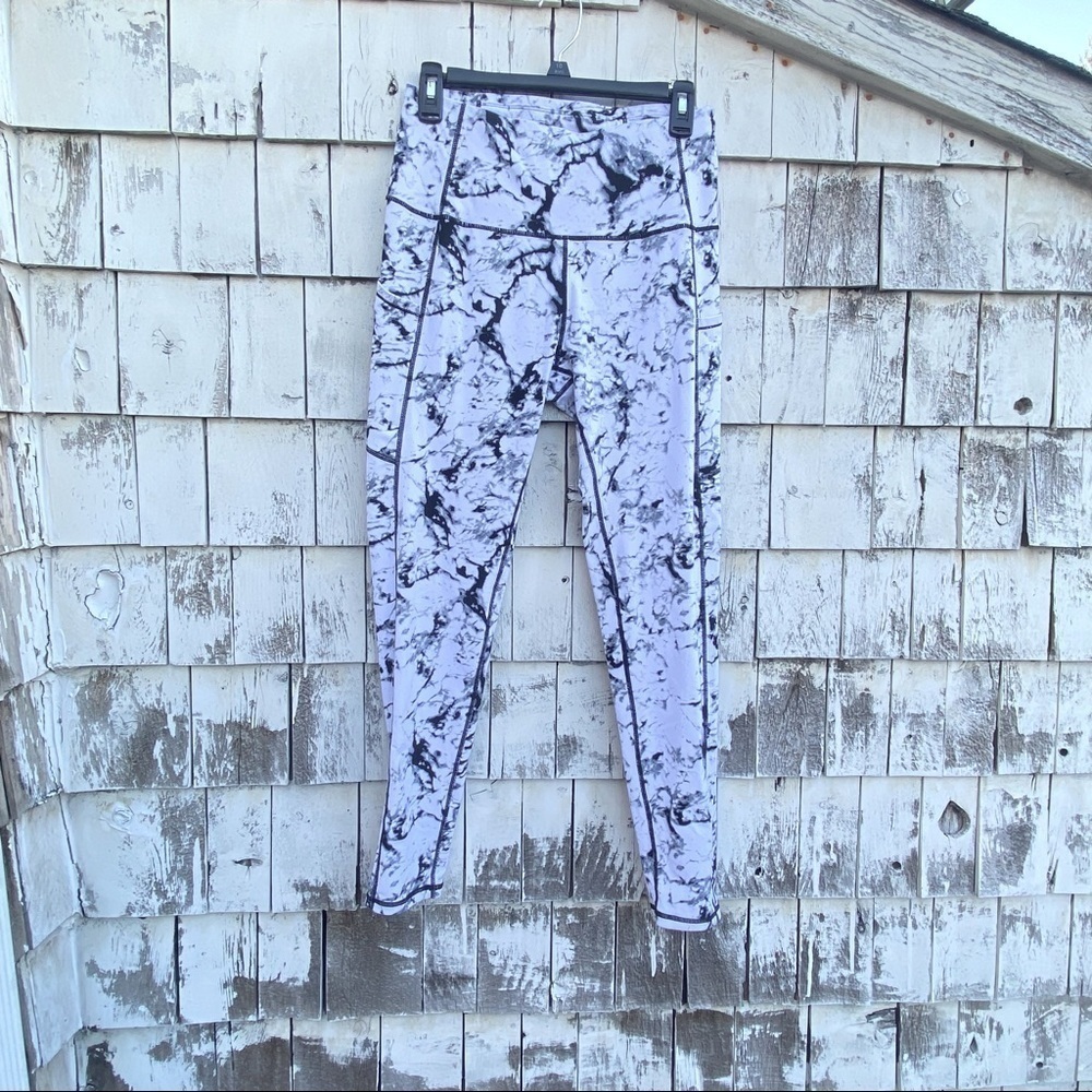 Women’s High Rise Sports Leggings - Picture 4 of 5